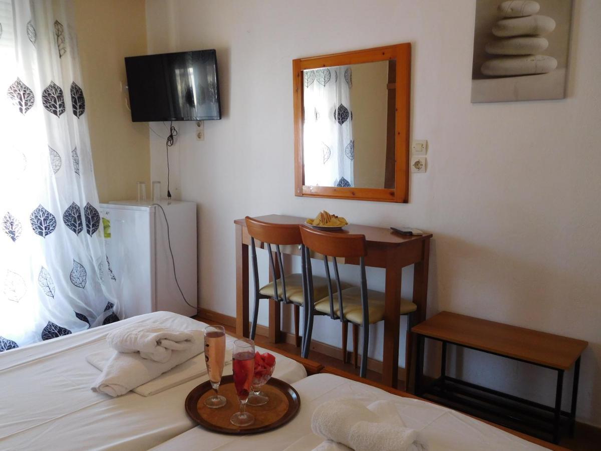 Efstratios Hotel 루트라 에디프수 외부 사진