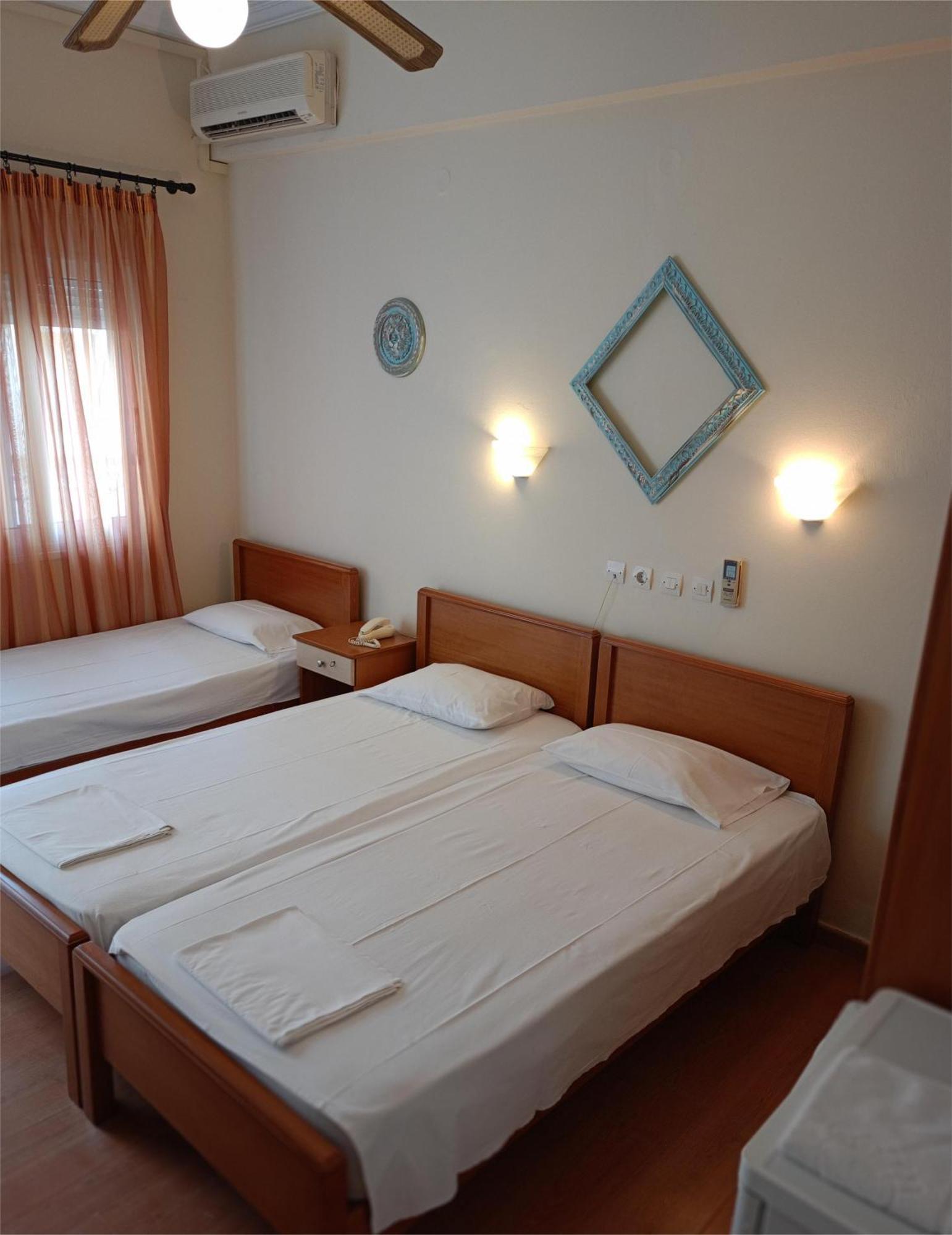 Efstratios Hotel 루트라 에디프수 외부 사진