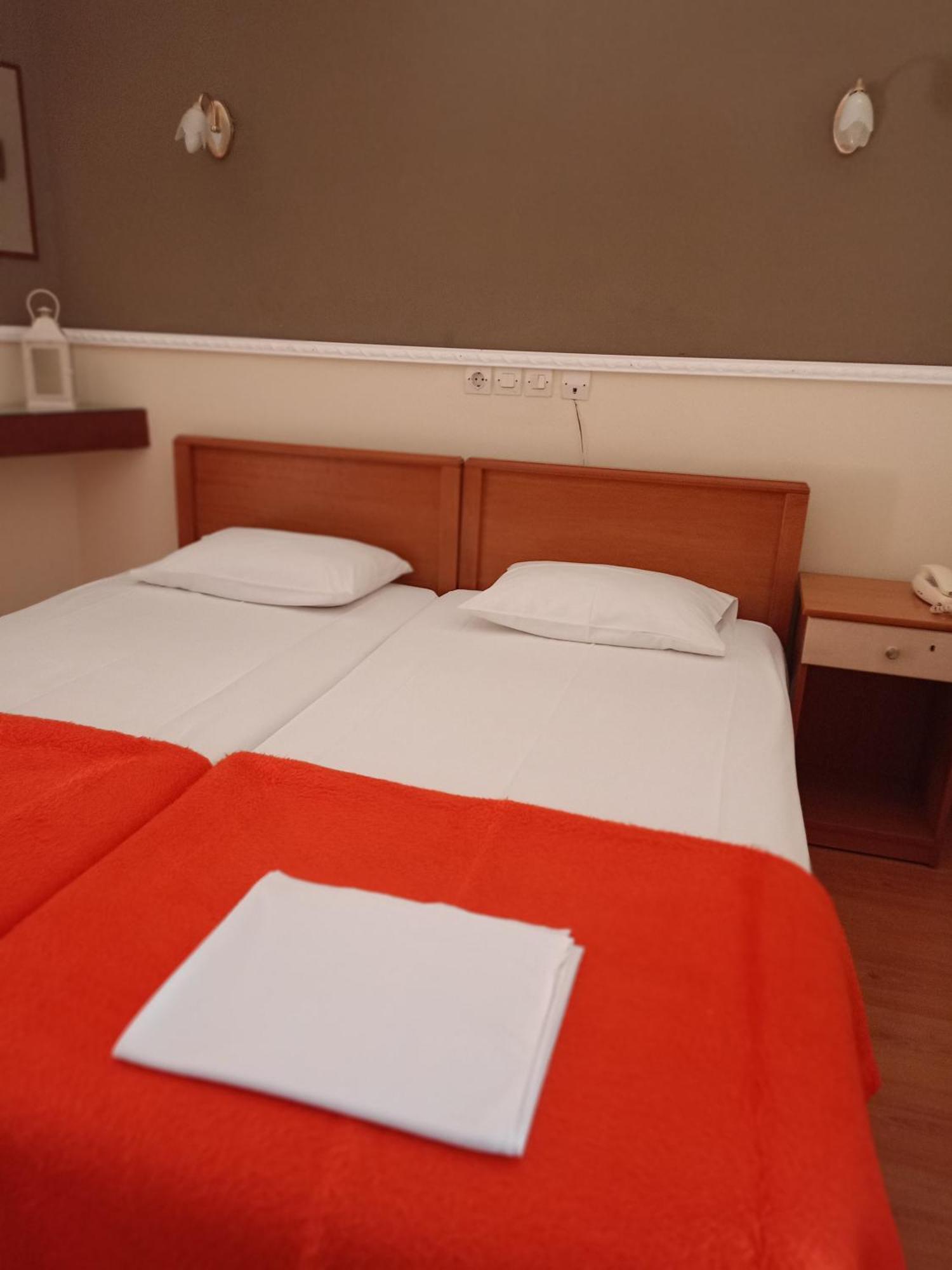 Efstratios Hotel 루트라 에디프수 외부 사진