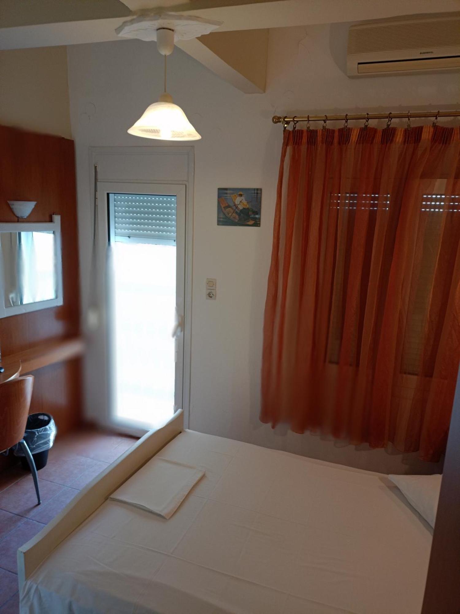 Efstratios Hotel 루트라 에디프수 외부 사진