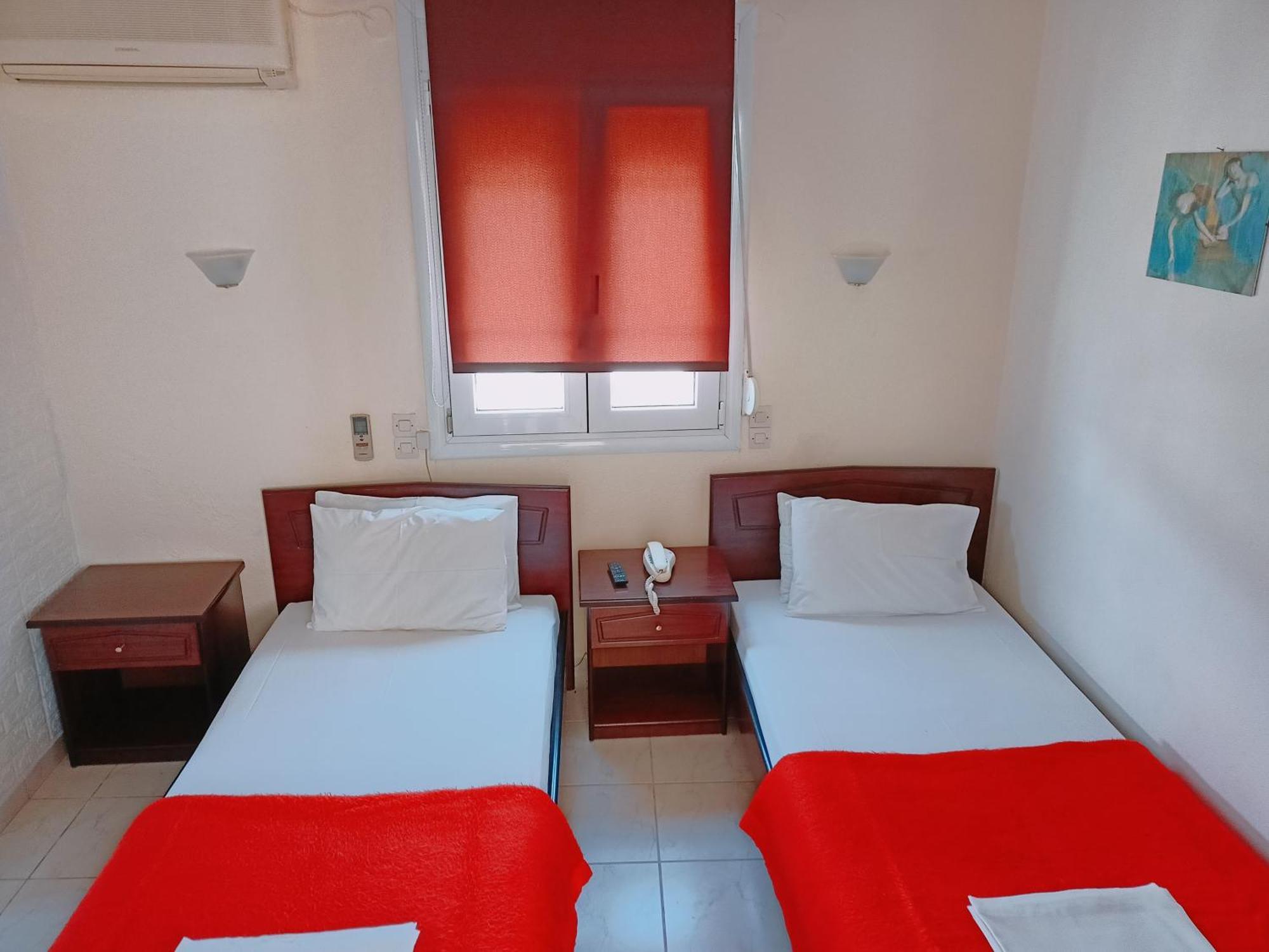 Efstratios Hotel 루트라 에디프수 객실 사진